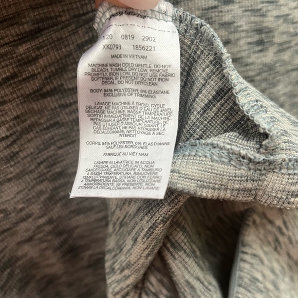 Women’s size small gray Columbia long sleeve lightweight full zip shirt/… - Picture 8 of 8